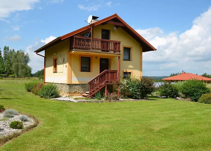 In Czech Forest With Pool Vakantiehuis